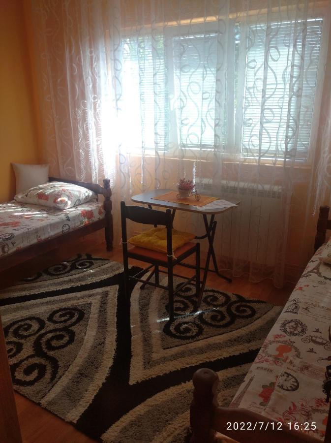 Buric Rooms Nikšić Exterior foto