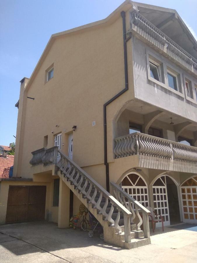 Buric Rooms Nikšić Exterior foto